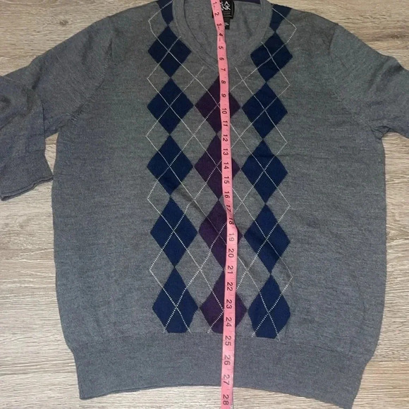 Jos A Bank Sweater Mens Large Gray navy Wool Argyle V-Neck Preppy Academia Knit - Picture 7 of 8